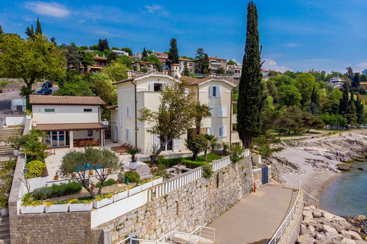 Apartments Villa Nora Rijeka Exterior foto